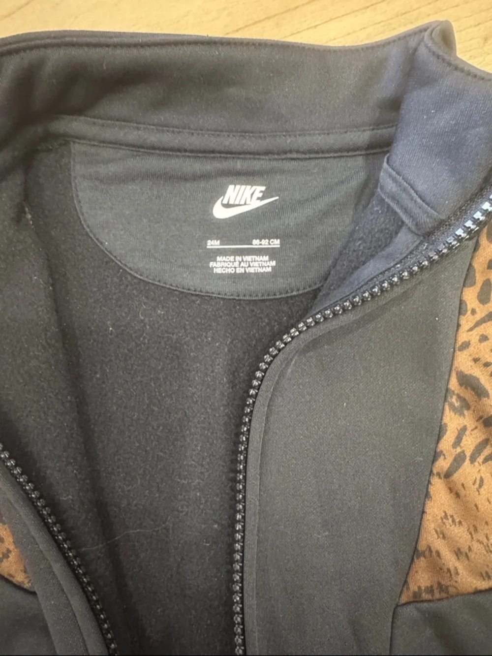 Nike Black Jacket with Brown Animal-Print Panels - Picture 2 of 5